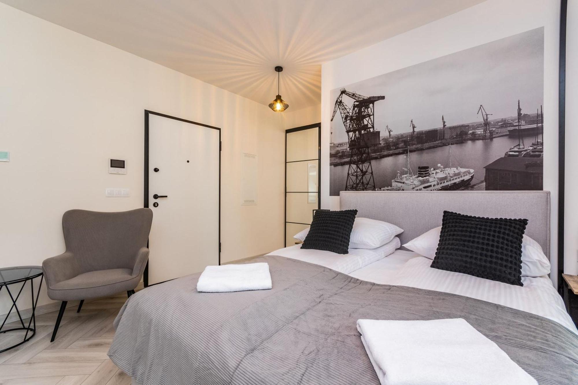 Doki Studio Stocznia By Grand Apartments Γκντανσκ Εξωτερικό φωτογραφία